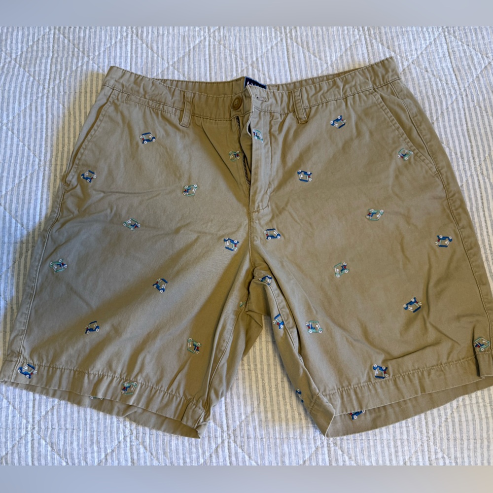 Men’s Charleston Threads 34 Khaki Golf Cart Embroidered Flat Front Shorts